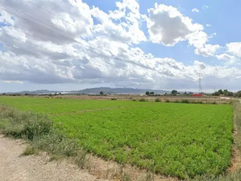 Terreno en calle de Hondales, 35